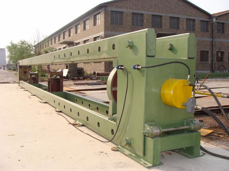 800T水壓試驗機安裝現場